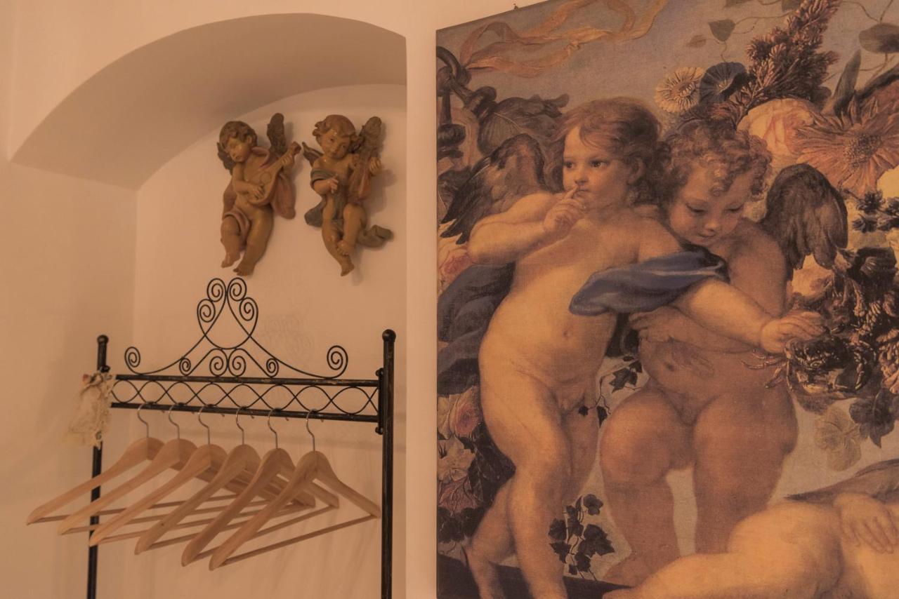 La Casa Degli Angeli Bed & Breakfast ซาแลร์โน ภายนอก รูปภาพ
