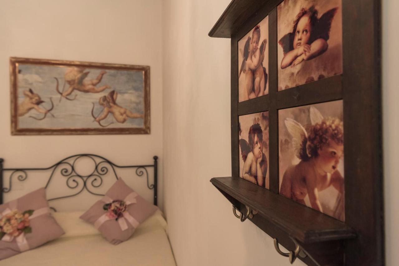 La Casa Degli Angeli Bed & Breakfast ซาแลร์โน ภายนอก รูปภาพ